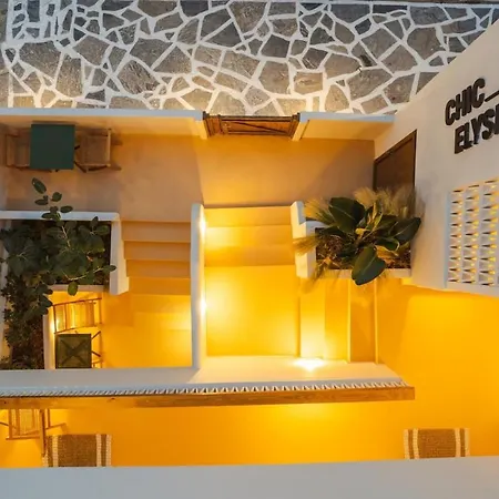 Chic Elysium - Refuge 아파트 Naxos City
